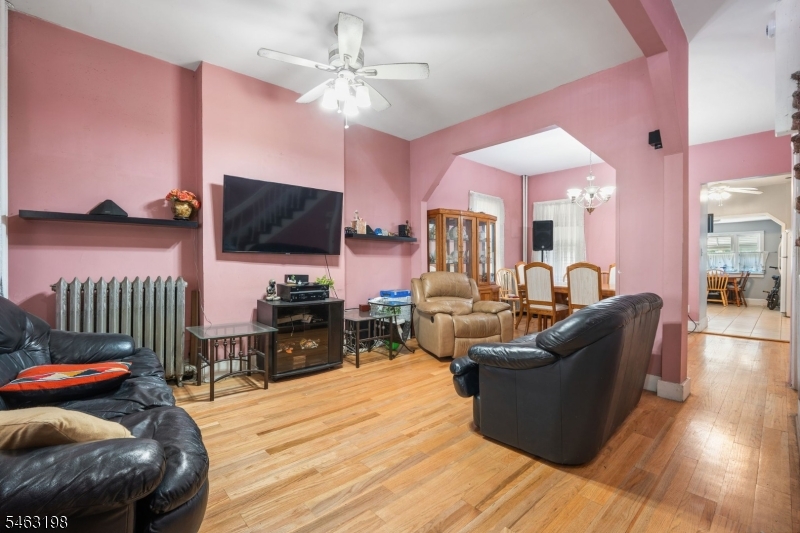 159 Boyd Ave Property Photo 2
