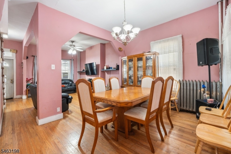 159 Boyd Ave Property Photo 5