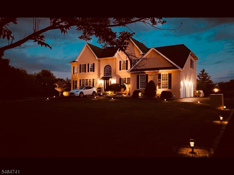 1 Valis Rd Property Photo 1