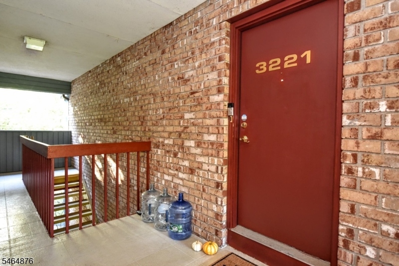 3221 Hilltop Rd Property Photo 4