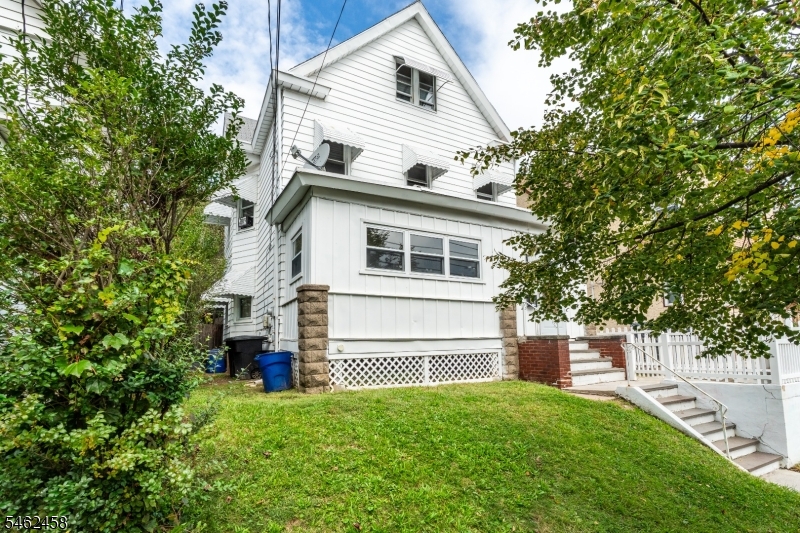 28 Prescott Ave Property Photo 1