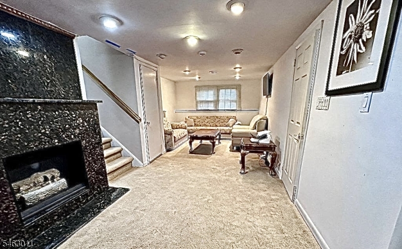 34 Cathy Ann Ct Property Photo 25