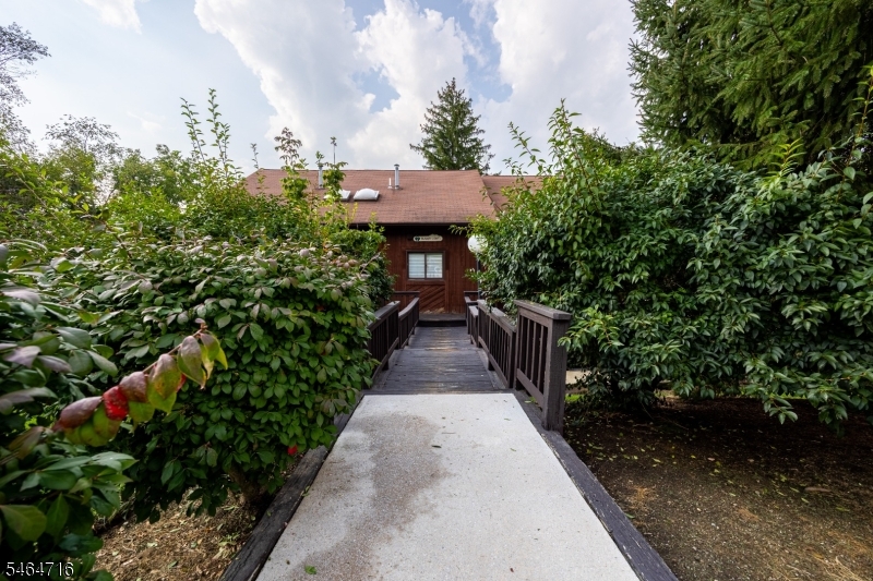 7 Sugar Loaf Ct 5 Property Photo 1
