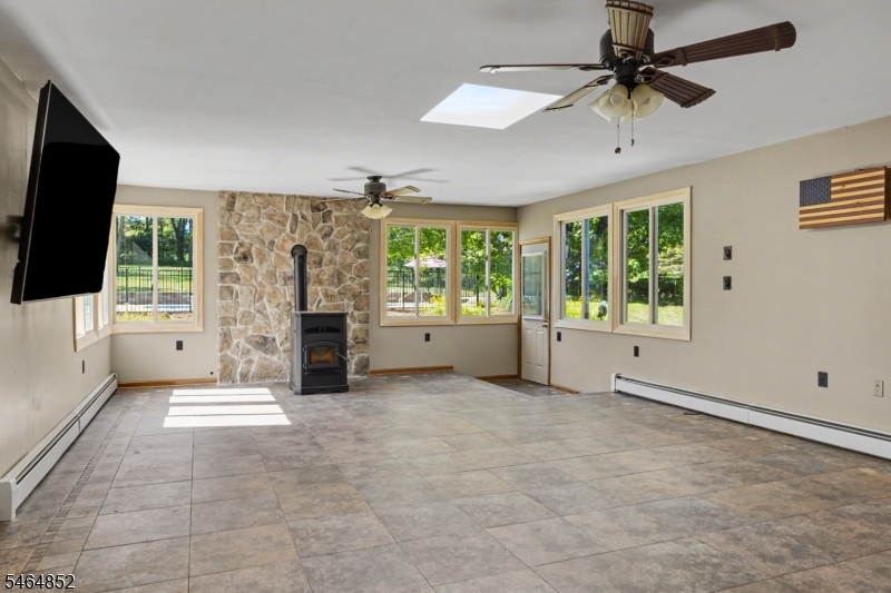 5 Alice Ct Property Photo 5