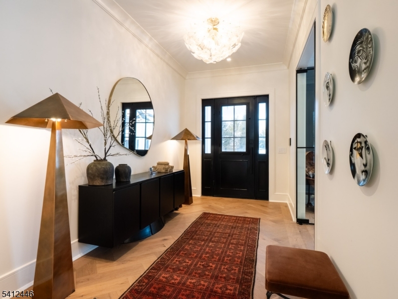 16 Paris Ave 4 Property Photo 2