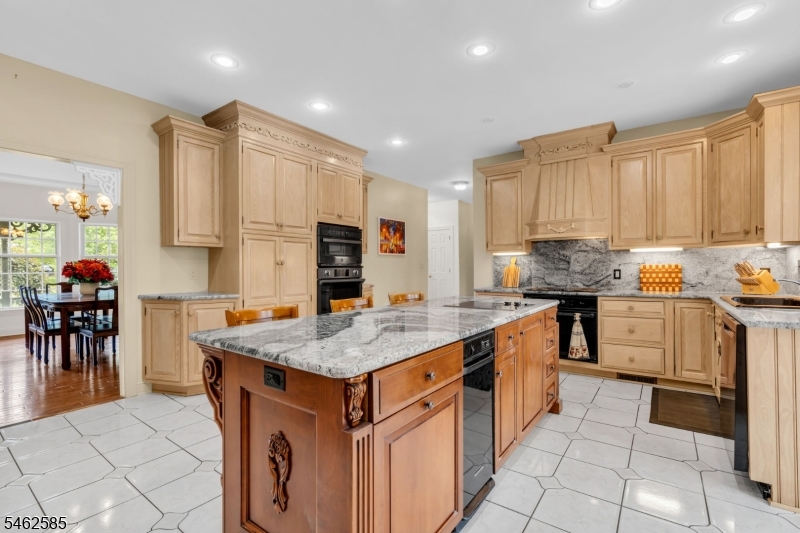 47 Rustic Trl Property Photo 12