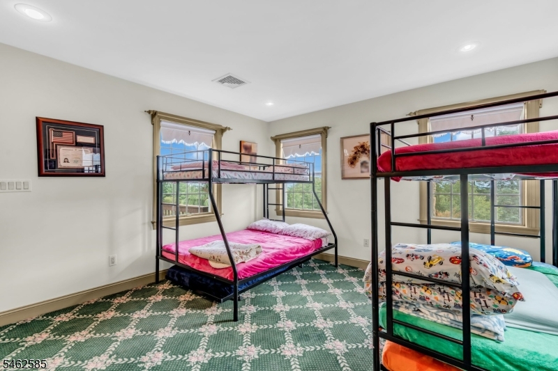 47 Rustic Trl Property Photo 36
