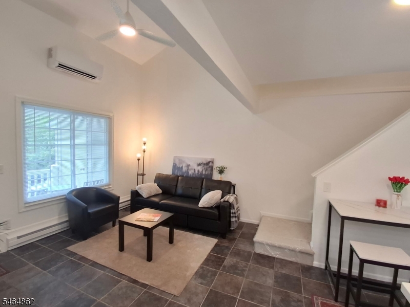 26 Larkspur Ct Property Photo 14