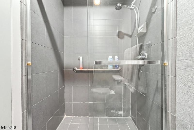 18 Druid Hill Dr Property Photo 24