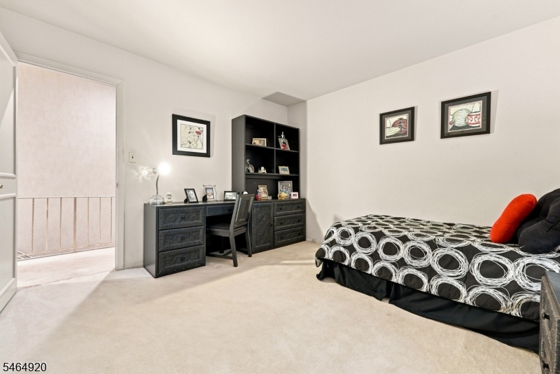 18 Druid Hill Dr Property Photo 30