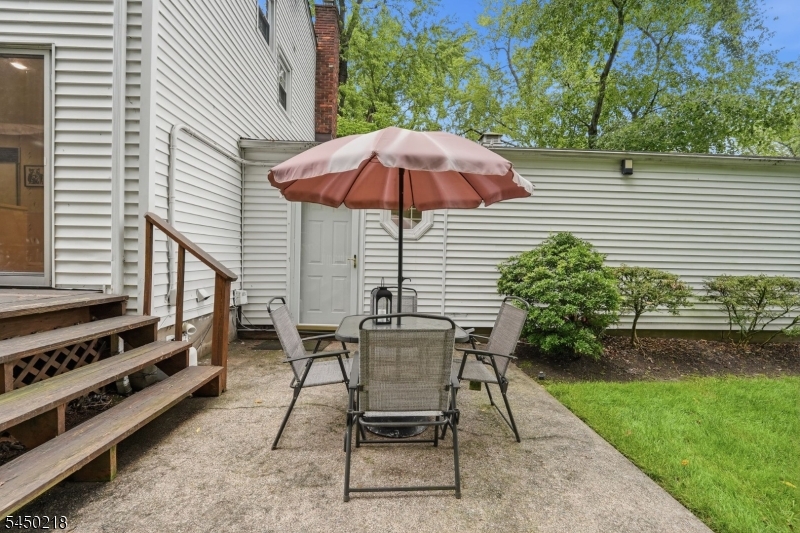 18 Druid Hill Dr Property Photo 36