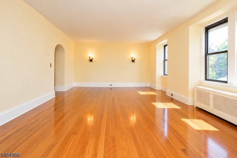 363 Mt Prospect Ave 2 Property Photo 7