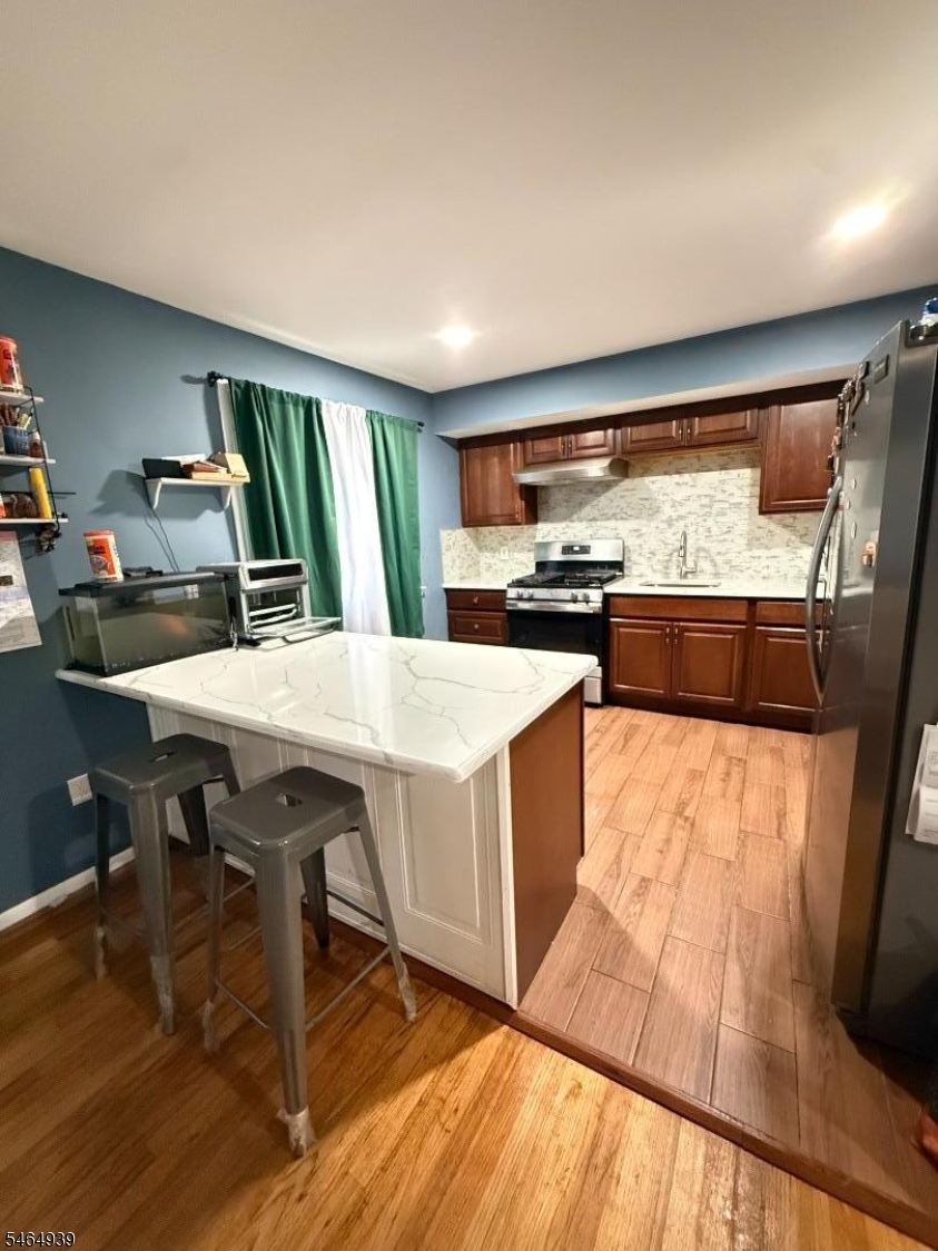53 Curtis Ave Property Photo 4