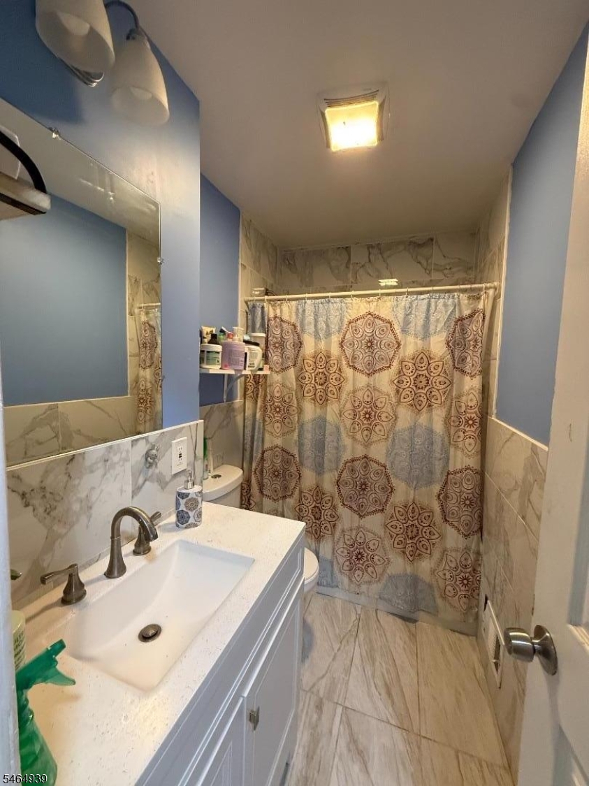 53 Curtis Ave Property Photo 17