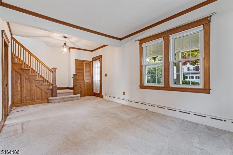 59 W Hanover Ave Property Photo 6