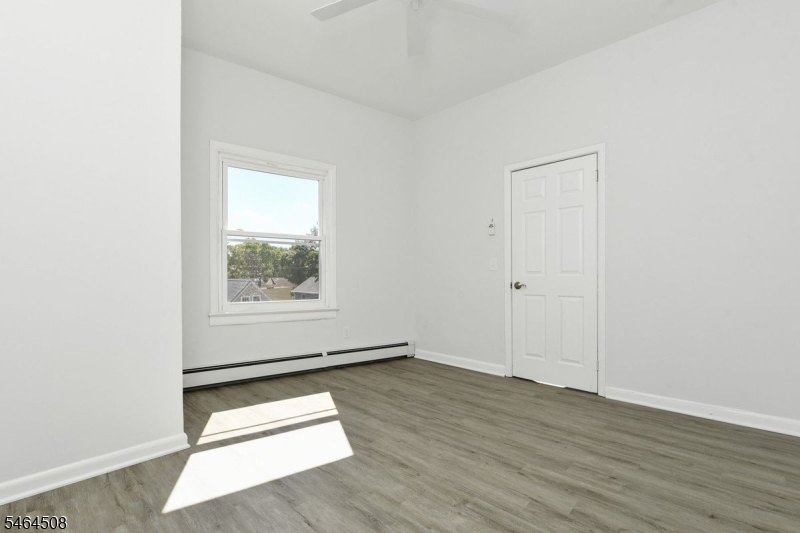 41 Mission St 3 Property Photo 14