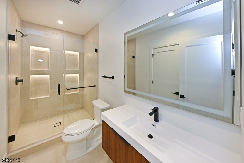 119 Arnot Pl Property Photo 25