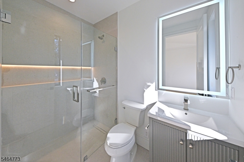 119 Arnot Pl Property Photo 33