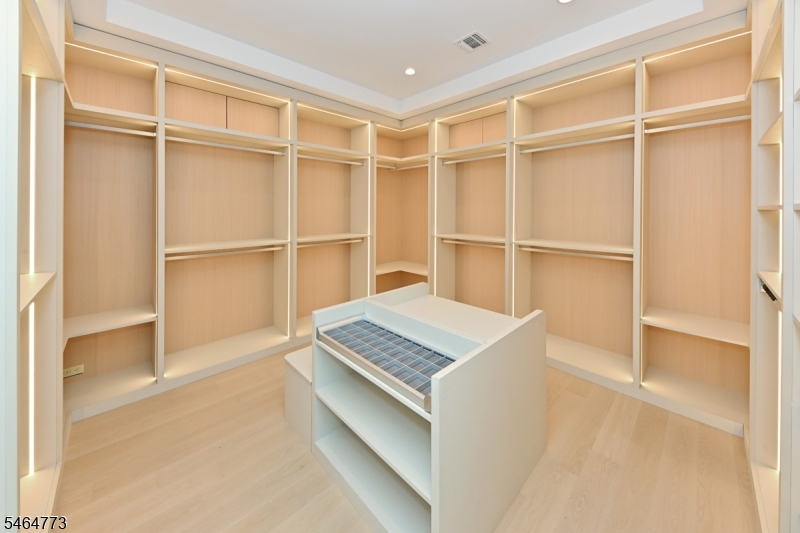 119 Arnot Pl Property Photo 45