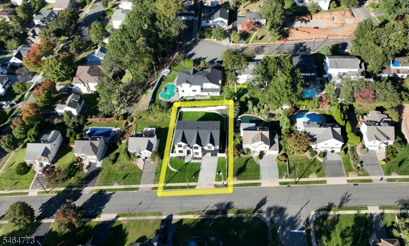 119 Arnot Pl Property Photo 48