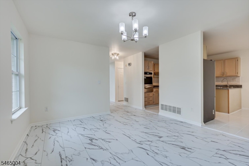 99 Castle Pointe Blvd Property Photo 11
