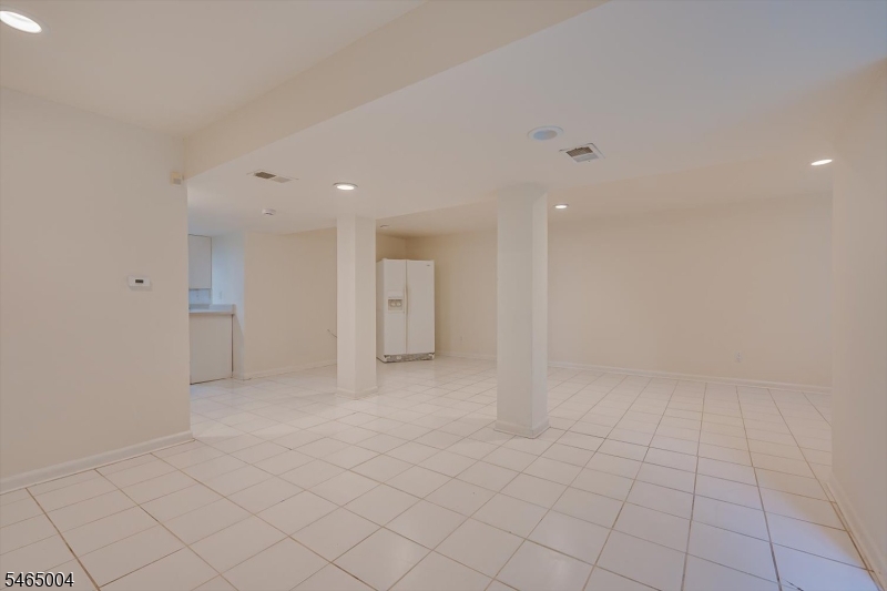 99 Castle Pointe Blvd Property Photo 33