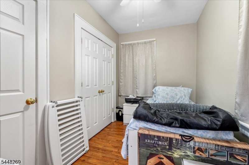 677 Willow Ave Property Photo 16