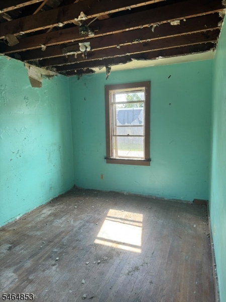 1401 Chestnut St Property Photo 6