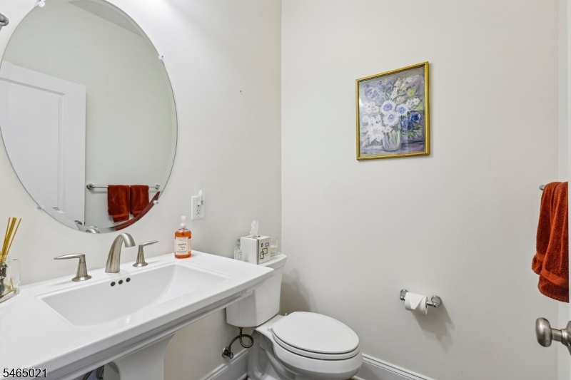 14 Monmouth Rd Property Photo 16
