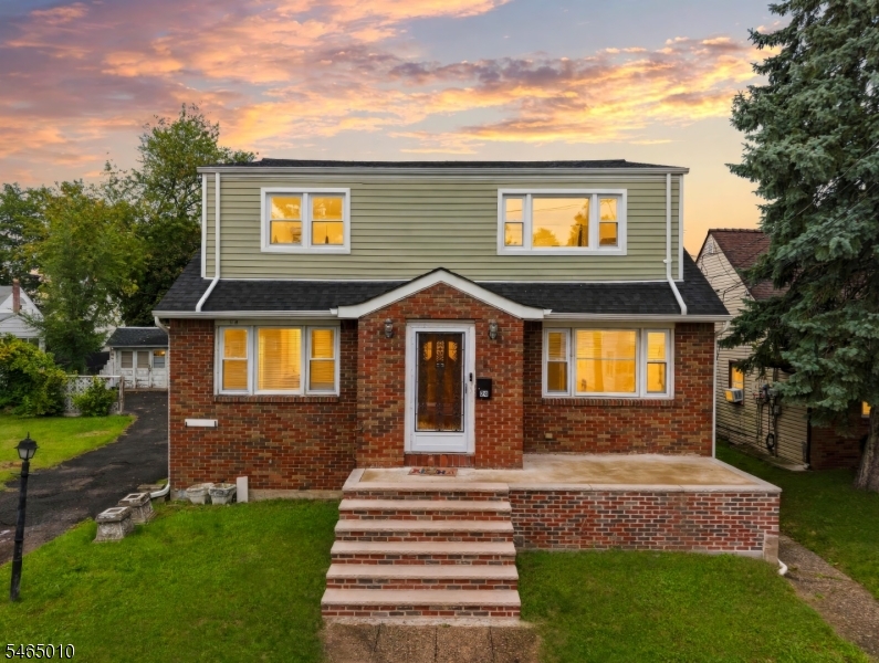 24 Don Bosco Ave 2 Property Photo 1