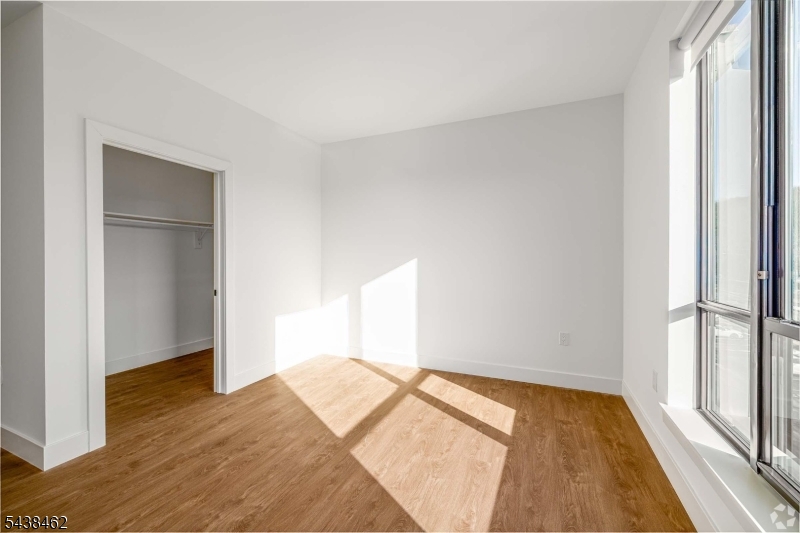 555 Northfield Ave 301 Property Photo 27