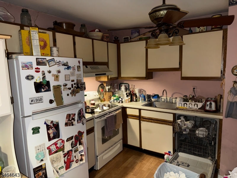 56 Cain Ct Property Photo 15