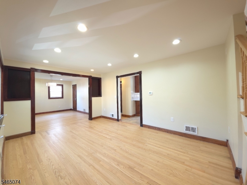 683 Mill St Property Photo 2