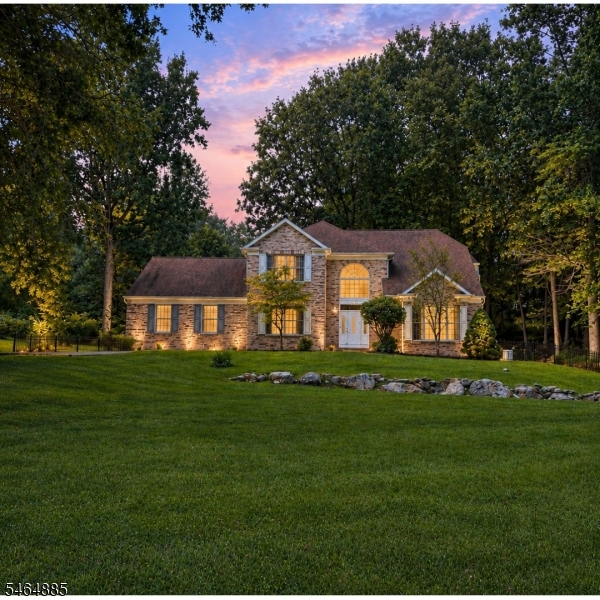 30 Carriage House Rd Property Photo 2
