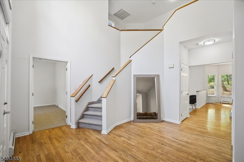 30 Carriage House Rd Property Photo 3