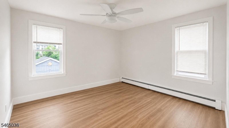 9 Lakewood Ter 2 Property Photo 1