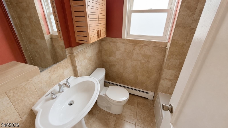 9 Lakewood Ter 2 Property Photo 6