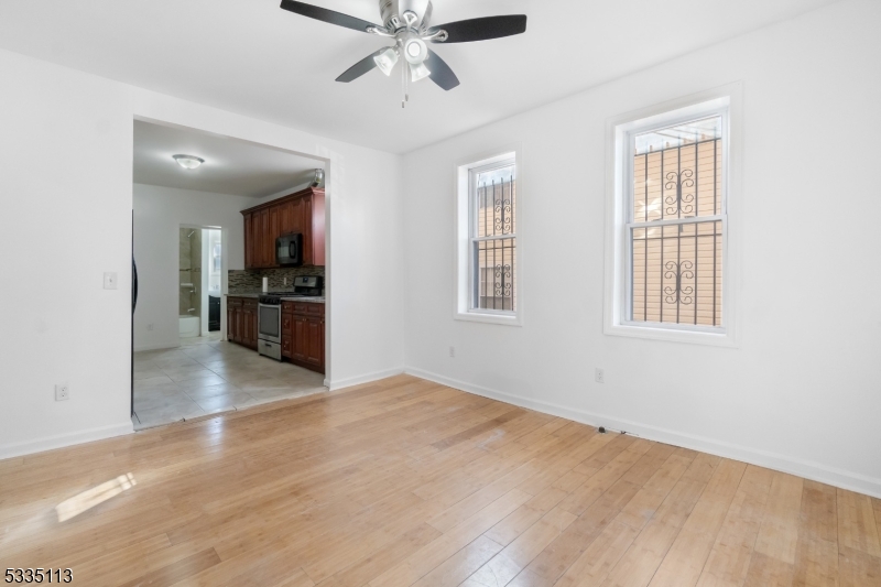 30 Grace St Property Photo 6