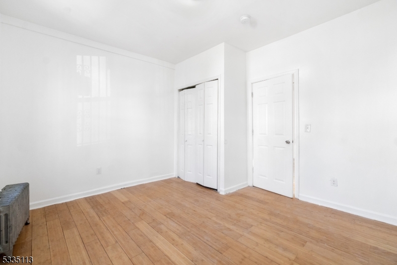 30 Grace St Property Photo 8