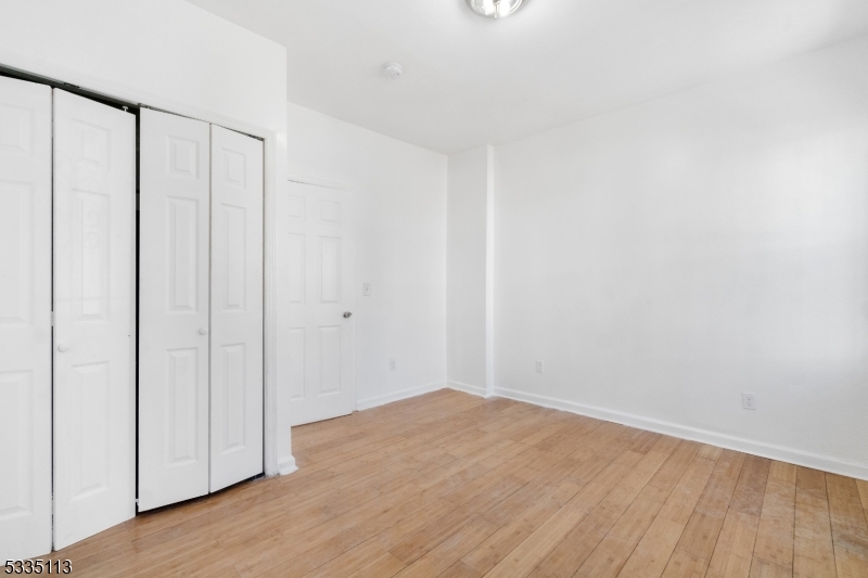 30 Grace St Property Photo 9