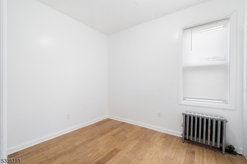 30 Grace St Property Photo 10