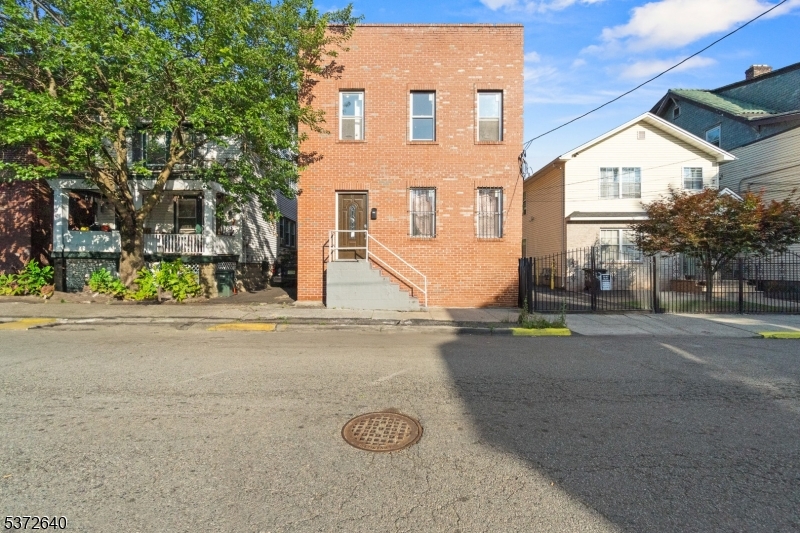 30 Grace St Property Photo 25