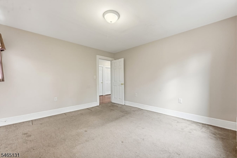 1074 Rose St Property Photo 18