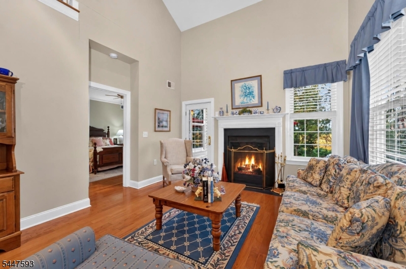87 Saratoga Ct Property Photo 8