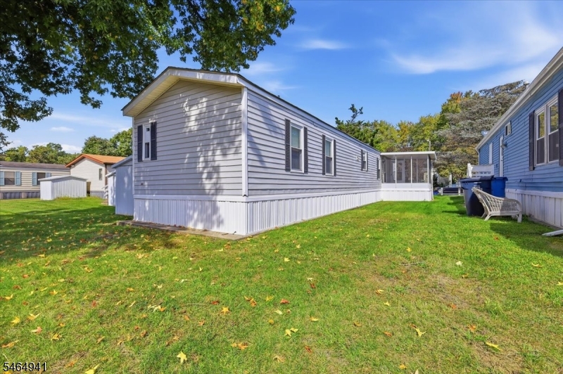 44 Longfellow Property Photo 3