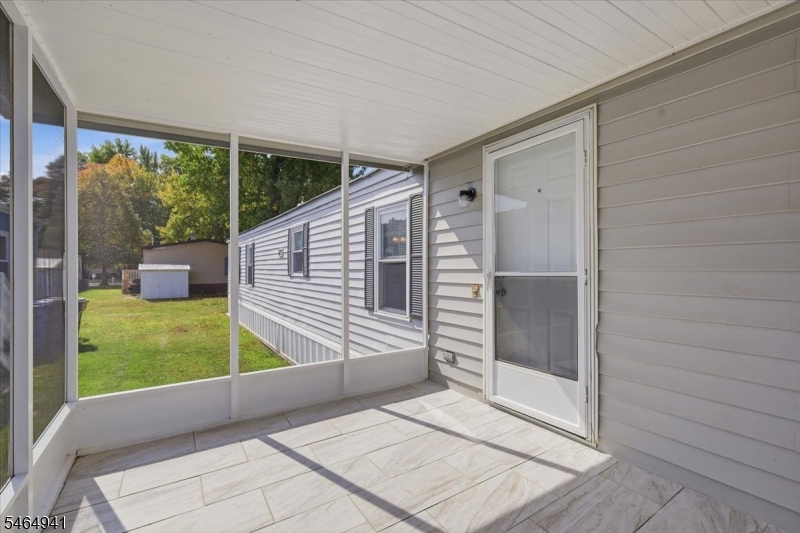 44 Longfellow Property Photo 4