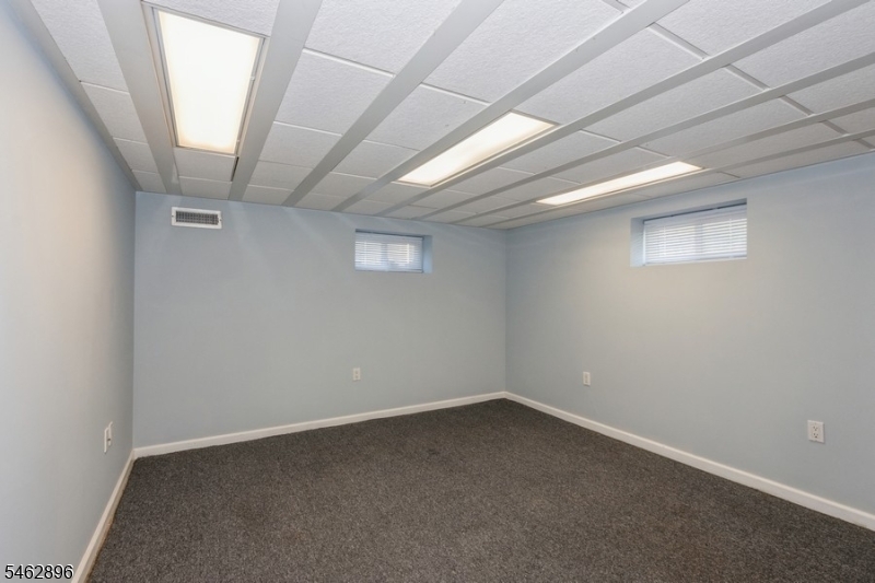 123 New St Property Photo 27