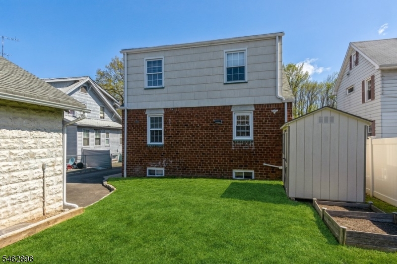 123 New St Property Photo 31