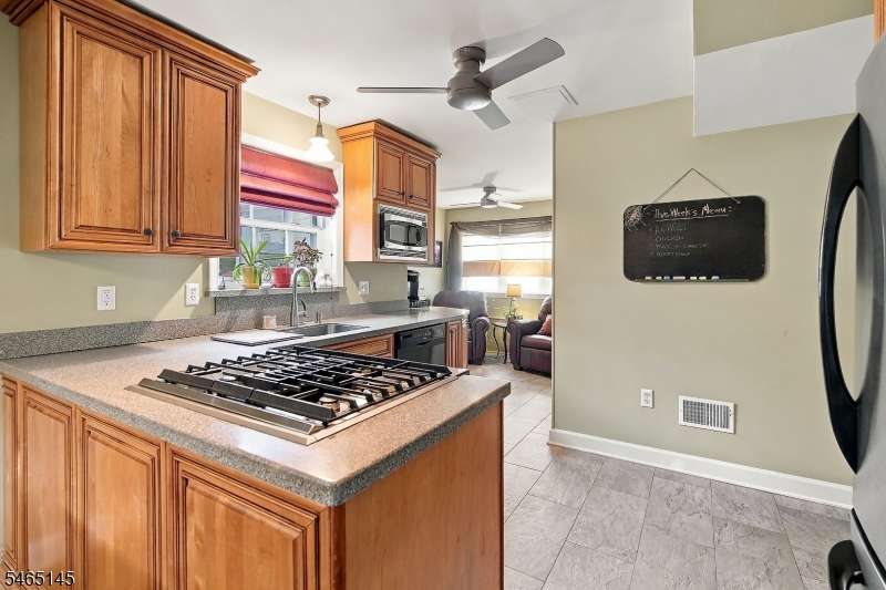 138 Palisade Rd Property Photo 7