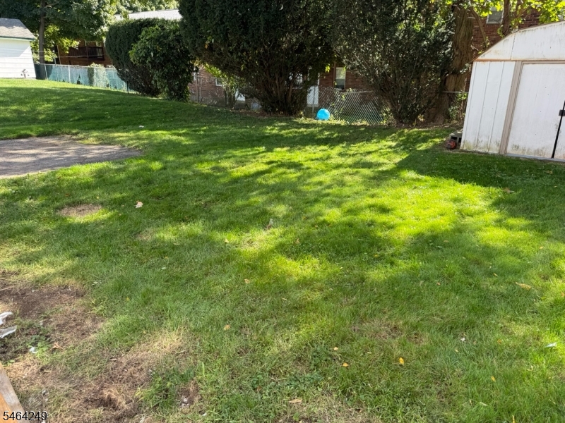 30 Willard St Property Photo 7